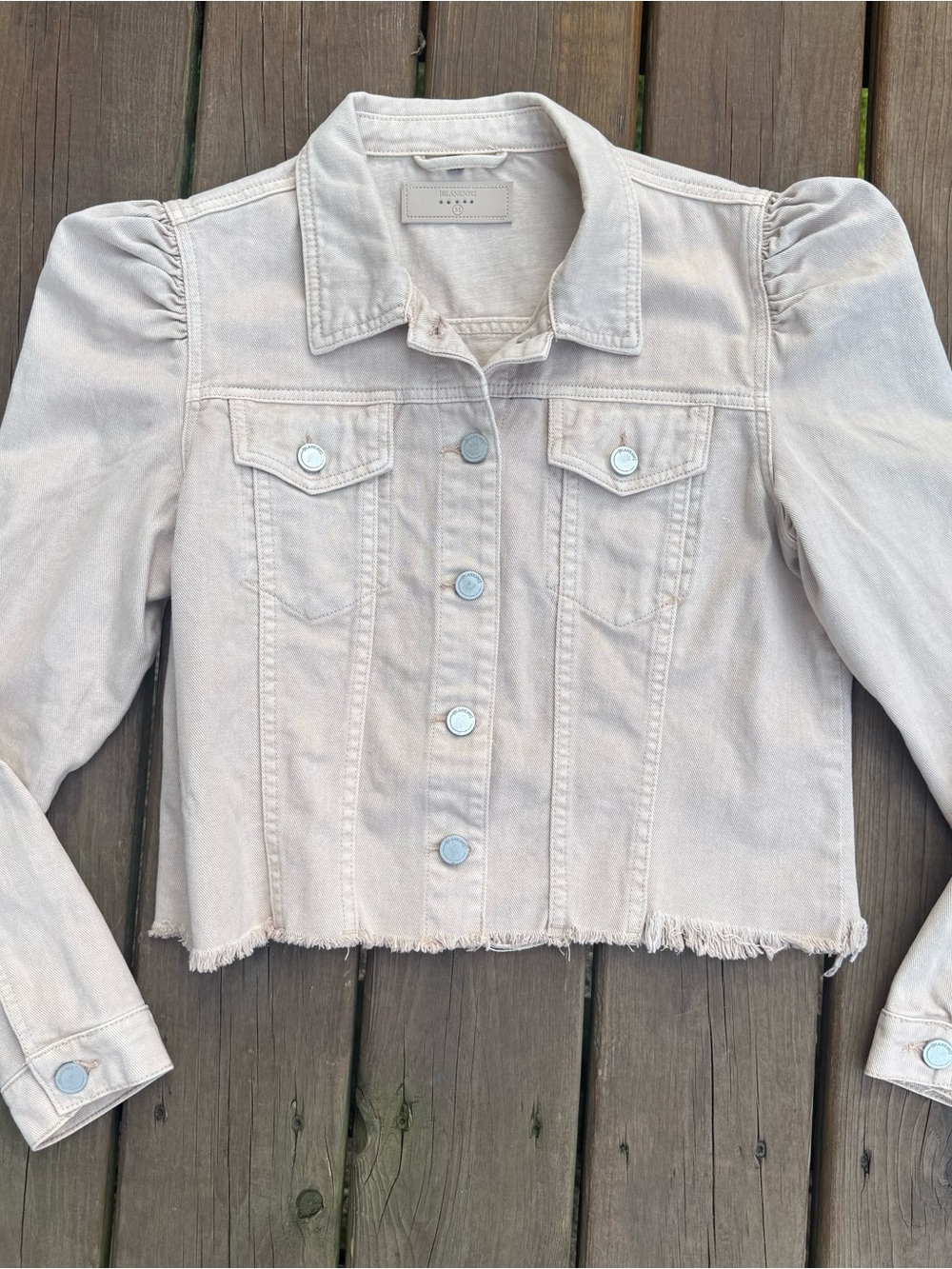 BLANKNYC Women’s Beige Short Denim Jacket Puff Sleeve Frayed Hem Sz M 03AS5899
